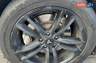 Лифтбек Tesla Model S 2016 в Владимире фото 12 Лифтбек Tesla Model S 2016 в Владимире