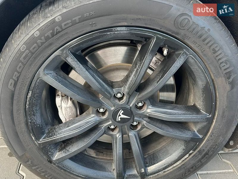 Лифтбек Tesla Model S 2016 в Владимире фото 12 Лифтбек Tesla Model S 2016 в Владимире