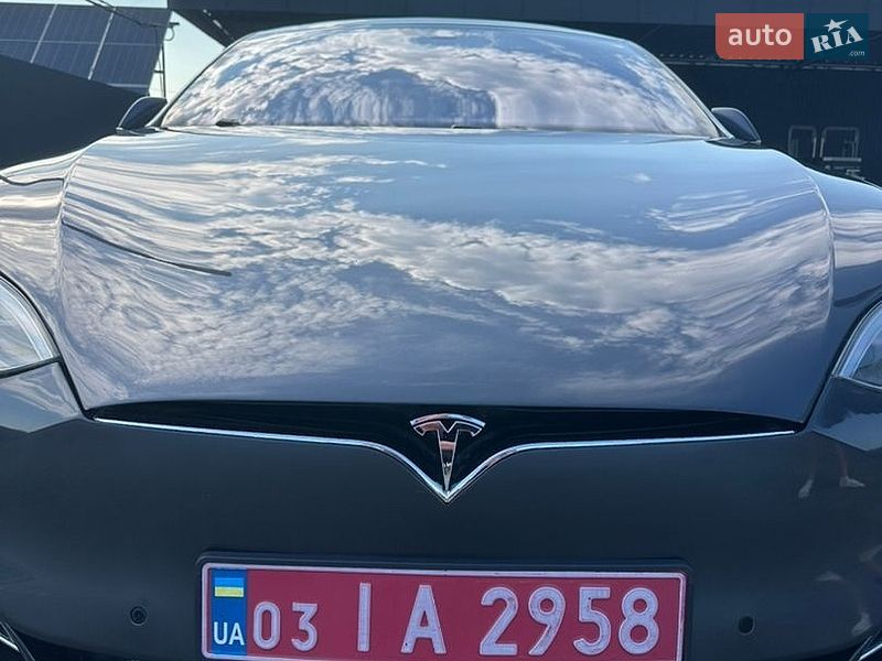 Лифтбек Tesla Model S 2016 в Владимире фото 14 Лифтбек Tesla Model S 2016 в Владимире