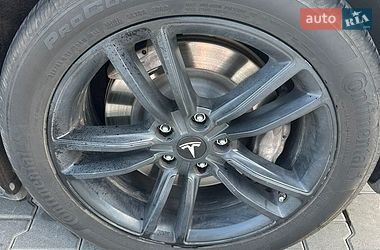 Лифтбек Tesla Model S 2016 в Владимире фото 13 Лифтбек Tesla Model S 2016 в Владимире