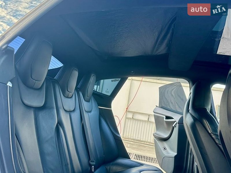 Лифтбек Tesla Model S 2016 в Владимире фото 23 Лифтбек Tesla Model S 2016 в Владимире