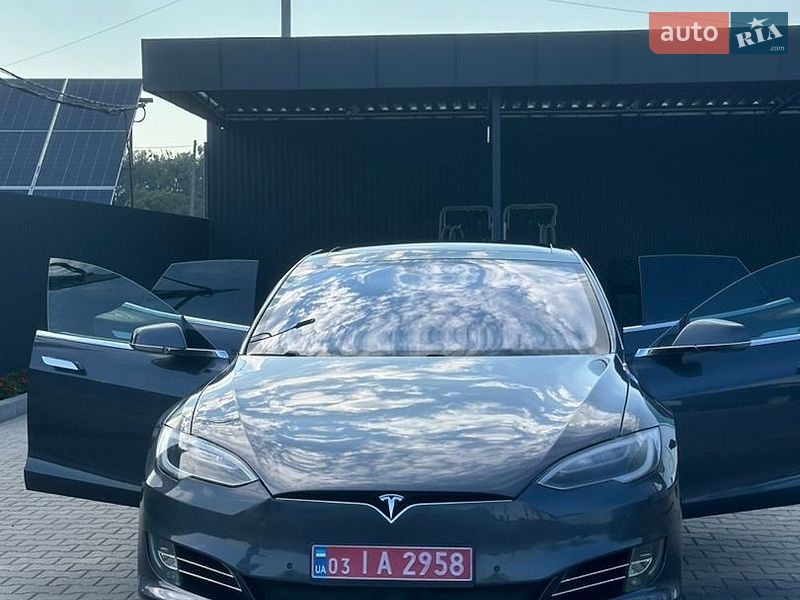 Лифтбек Tesla Model S 2016 в Владимире фото 29 Лифтбек Tesla Model S 2016 в Владимире