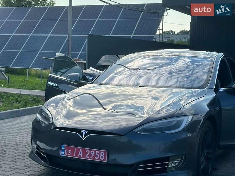 Лифтбек Tesla Model S 2016 в Владимире фото Лифтбек Tesla Model S 2016 в Владимире