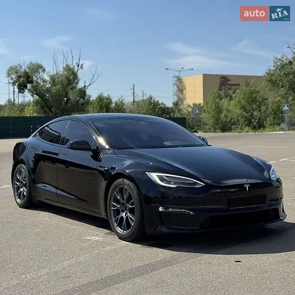 Tesla Model S
