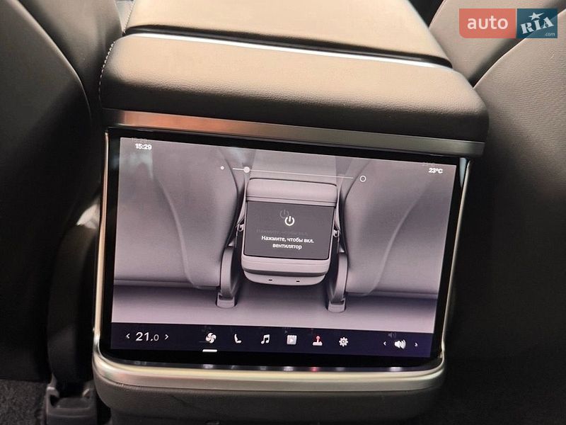 Лифтбек Tesla Model S 2022 в Киеве