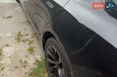 Лифтбек Tesla Model S 2017 в Славуте