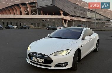 Ліфтбек Tesla Model S 2014 в Львові фото 6 Ліфтбек Tesla Model S 2014 в Львові