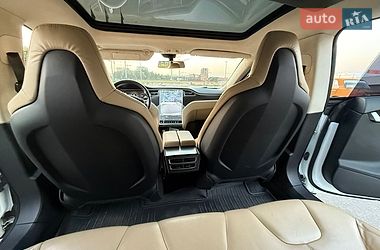 Ліфтбек Tesla Model S 2014 в Львові фото 11 Ліфтбек Tesla Model S 2014 в Львові