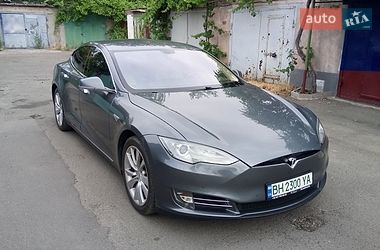 Лифтбек Tesla Model S 2014 в Одессе