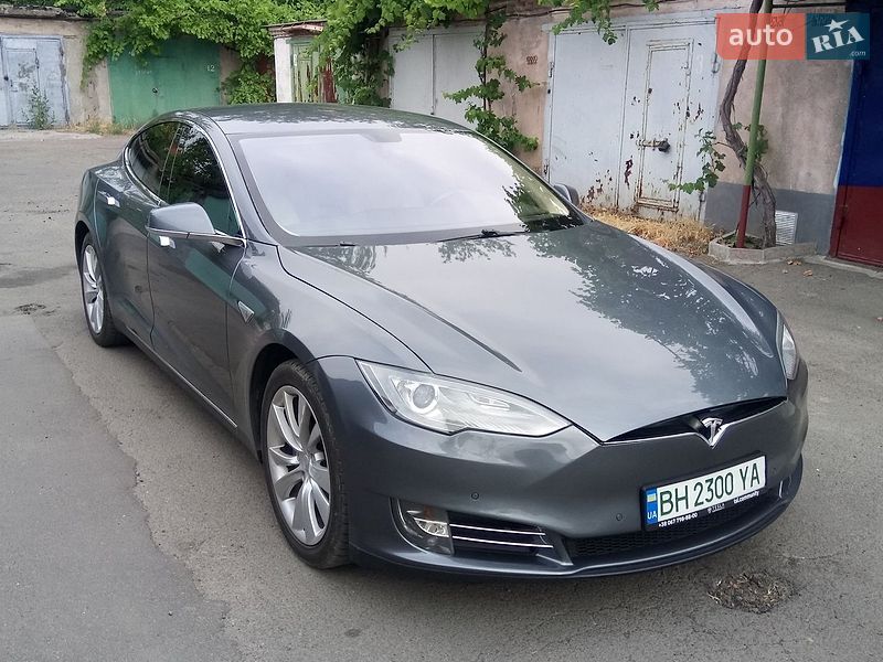 Лифтбек Tesla Model S 2014 в Одессе