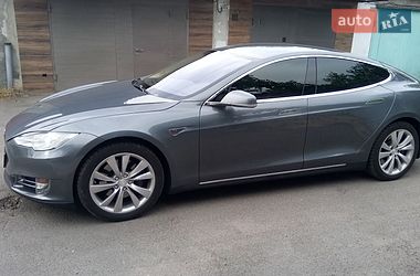 Лифтбек Tesla Model S 2014 в Одессе