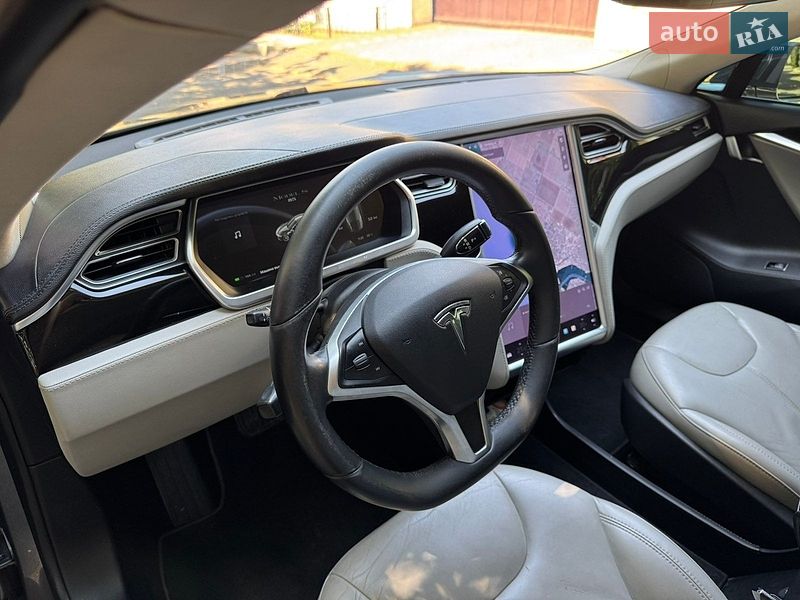 Лифтбек Tesla Model S 2014 в Одессе