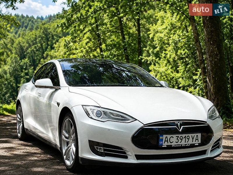 Tesla Model S 2013 Tesla Model S 2013