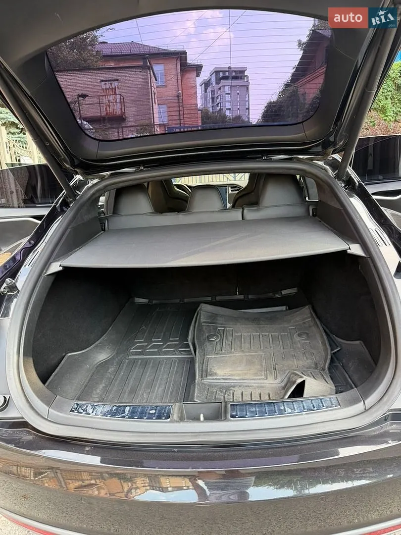 2015 Tesla Model S - мініатюра 11