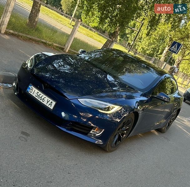 Ліфтбек Tesla Model S 2017 в Пирятині фото 3 Ліфтбек Tesla Model S 2017 в Пирятині