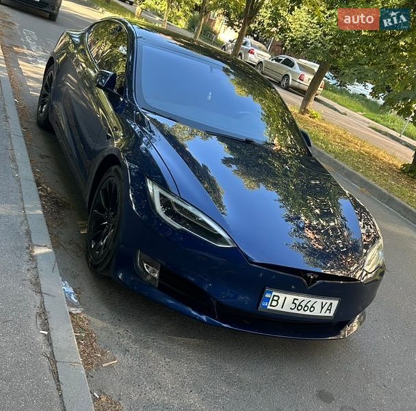 Ліфтбек Tesla Model S 2017 в Пирятині фото 7 Ліфтбек Tesla Model S 2017 в Пирятині
