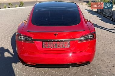 Лифтбек Tesla Model S 2020 в Умани