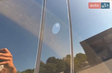 Лифтбек Tesla Model S 2020 в Умани