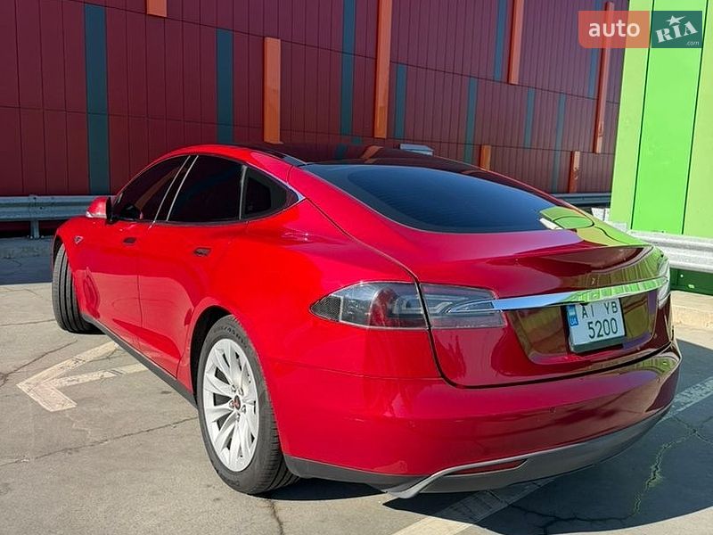 Лифтбек Tesla Model S 2013 в Киеве фото 2 Лифтбек Tesla Model S 2013 в Киеве