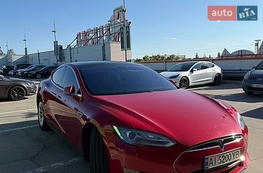 Лифтбек Tesla Model S 2013 в Киеве фото Лифтбек Tesla Model S 2013 в Киеве