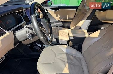 Лифтбек Tesla Model S 2013 в Киеве фото 6 Лифтбек Tesla Model S 2013 в Киеве