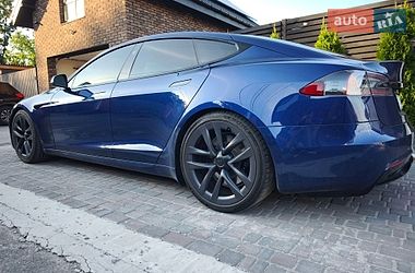 Лифтбек Tesla Model S 2022 в Киеве