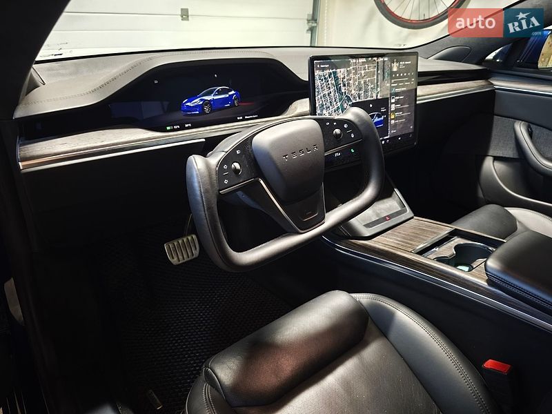 Лифтбек Tesla Model S 2022 в Киеве