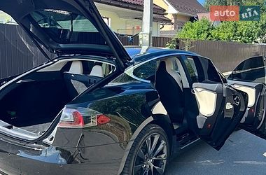 Ліфтбек Tesla Model S 2018 в Києві