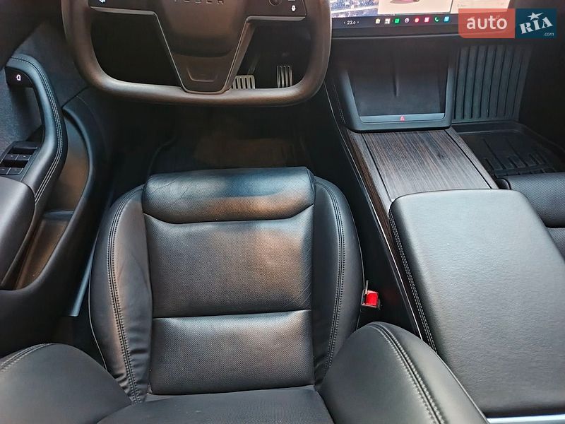 Лифтбек Tesla Model S 2022 в Киеве