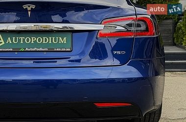 Лифтбек Tesla Model S 2018 в Киеве