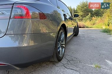 Лифтбек Tesla Model S 2013 в Каменском
