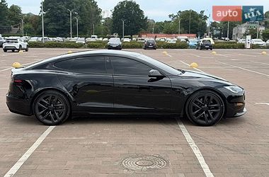Лифтбек Tesla Model S 2022 в Житомире