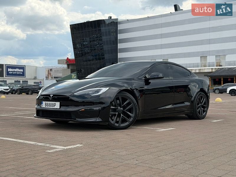 Лифтбек Tesla Model S 2022 в Житомире
