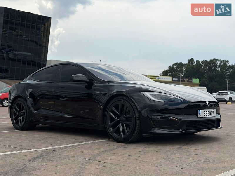 Лифтбек Tesla Model S 2022 в Житомире
