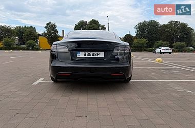 Лифтбек Tesla Model S 2022 в Житомире
