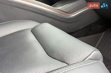 Лифтбек Tesla Model S 2022 в Житомире