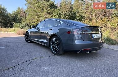 Лифтбек Tesla Model S 2013 в Каменском