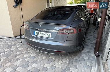 Лифтбек Tesla Model S 2013 в Каменском