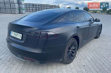 Лифтбек Tesla Model S 2013 в Львове