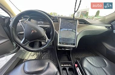 Лифтбек Tesla Model S 2013 в Львове