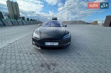 Лифтбек Tesla Model S 2013 в Львове