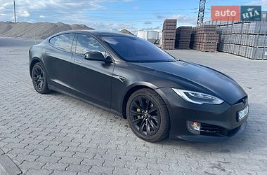 Лифтбек Tesla Model S 2013 в Львове