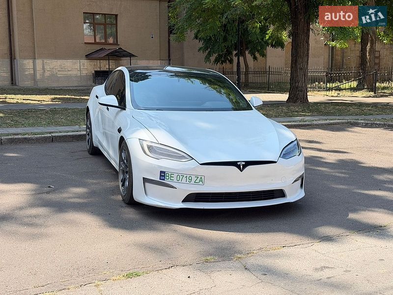Tesla Model S, фото из объявления
