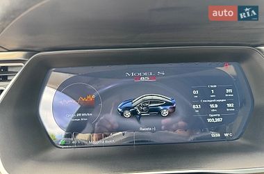 Ліфтбек Tesla Model S 2014 в Києві