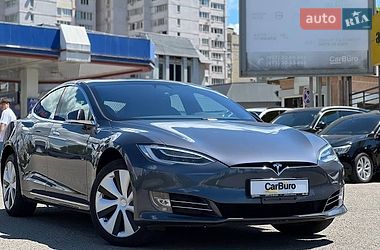 Ліфтбек Tesla Model S 2020 в Одесі