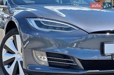 Ліфтбек Tesla Model S 2020 в Одесі