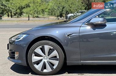 Ліфтбек Tesla Model S 2020 в Одесі
