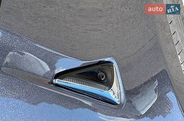 Ліфтбек Tesla Model S 2020 в Одесі