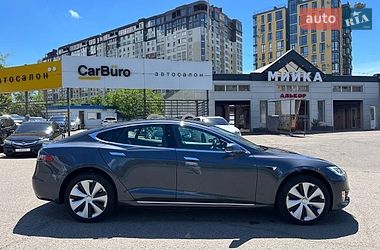 Ліфтбек Tesla Model S 2020 в Одесі