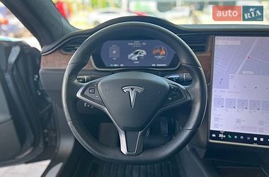 Ліфтбек Tesla Model S 2020 в Одесі